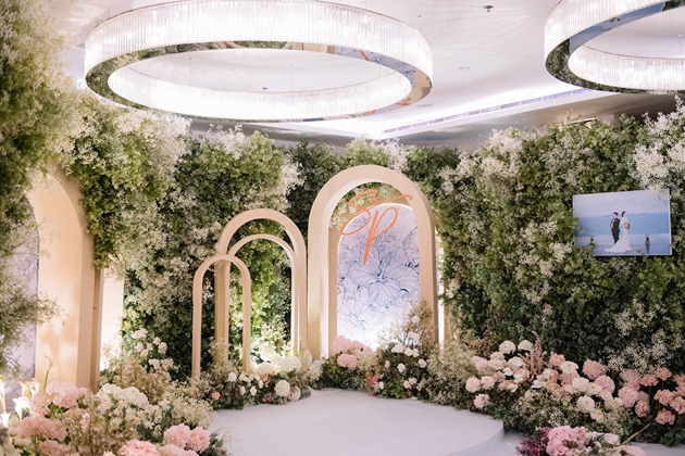 Dịch Vụ Cá Nhân Hoá Lễ Cưới