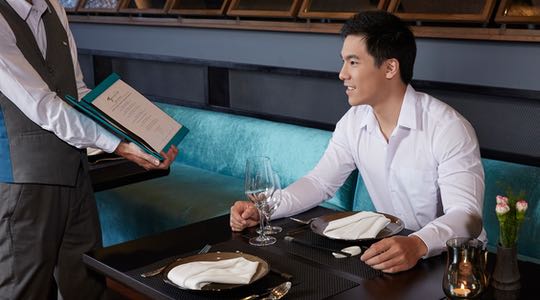 uploads/blog/Choosing_hotels/Choosing hotel feature.jpg